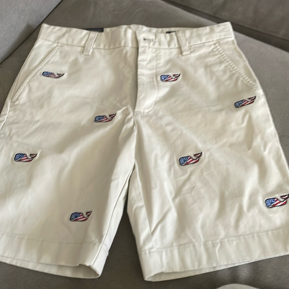 Vineyard vines boys shorts with red white and blue American flag whales - 8 NWT
